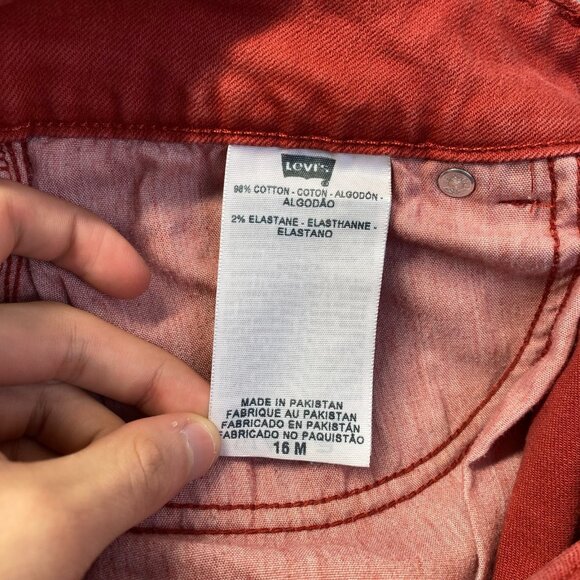 Levis Womens Jeans Mid Rise Skinny Size 16 M Red Pants Pockets Stretch - Picture 12 of 13